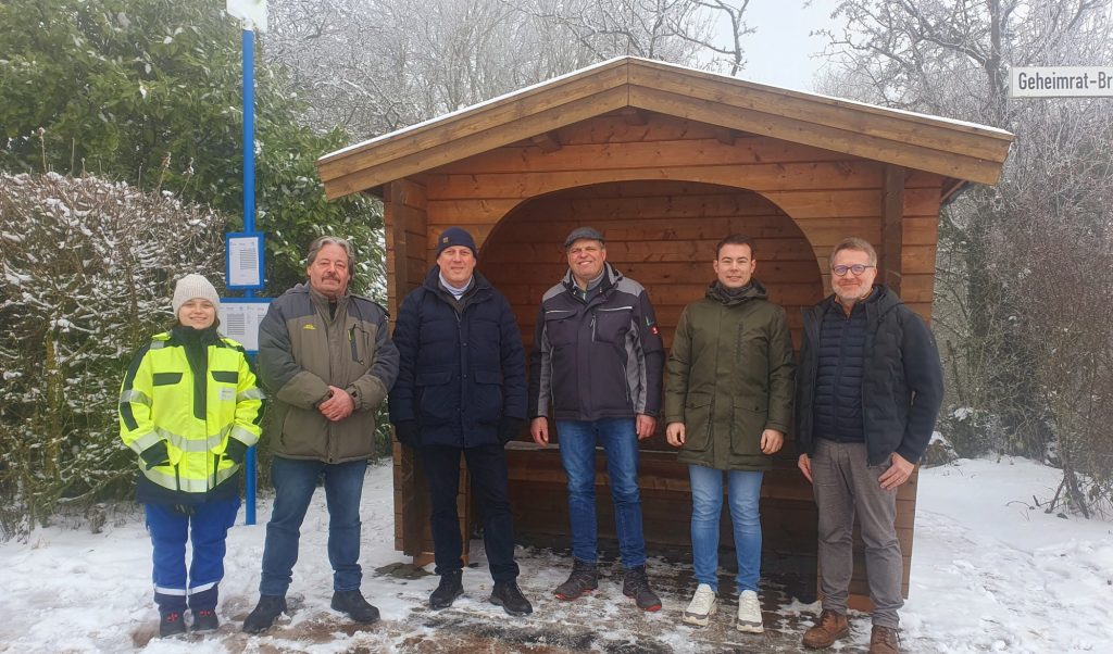 neues Bushäuschen am Hosteberg